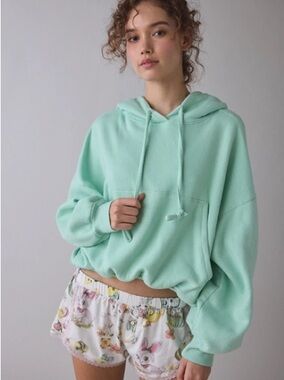 Urban Outfitters Out From Under Try Me Bubble Hoodie Size Small (pics for color)